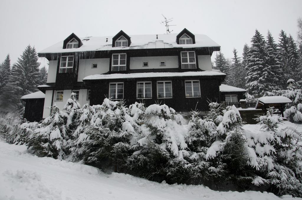 Hotel Konsel Říčky 외부 사진